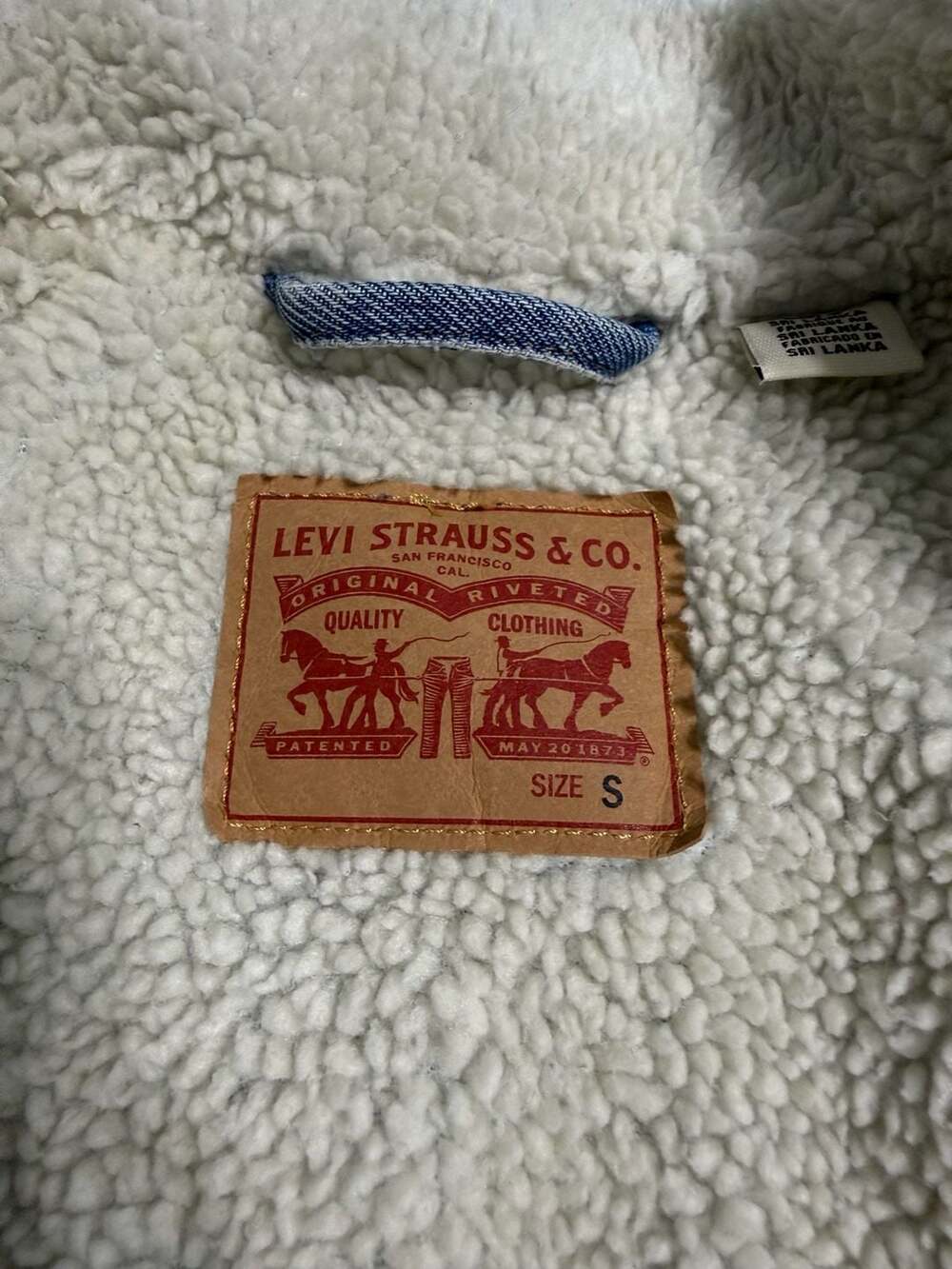 Levi's Sherpa Lined Denim Trucker Jacket Blue Size S - Picture 5 of 5